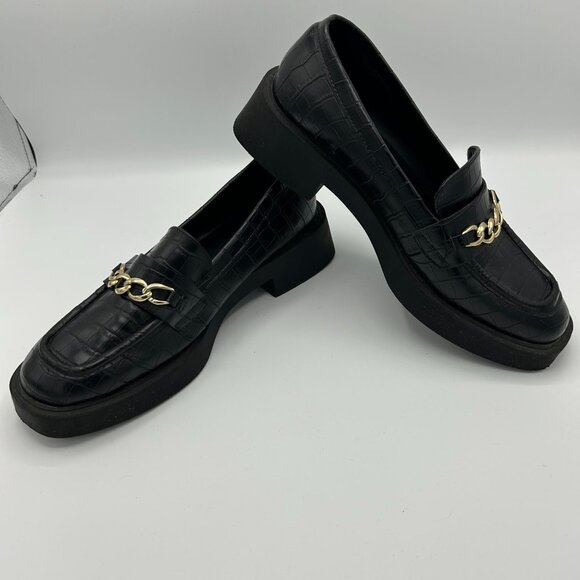 Kenneth Cole Reaction Sienna Lug Loafer Black Croc Pattern Gold Chain 8.5 - Picture 9 of 10